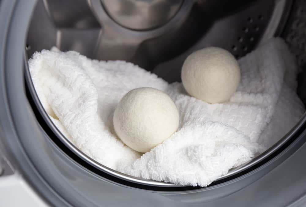 non-toxic dryer sheet alternative